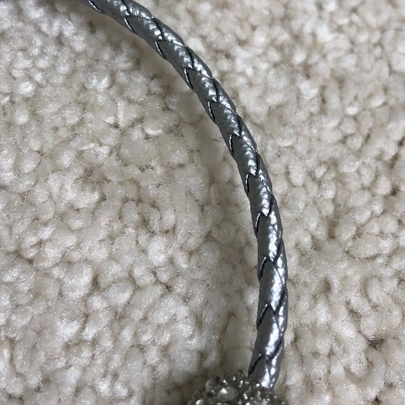 Pretty Silver and Blue Bracelet - Picture 4 of 9